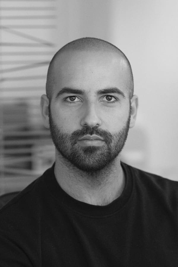 Retrato de Víctor Curiel